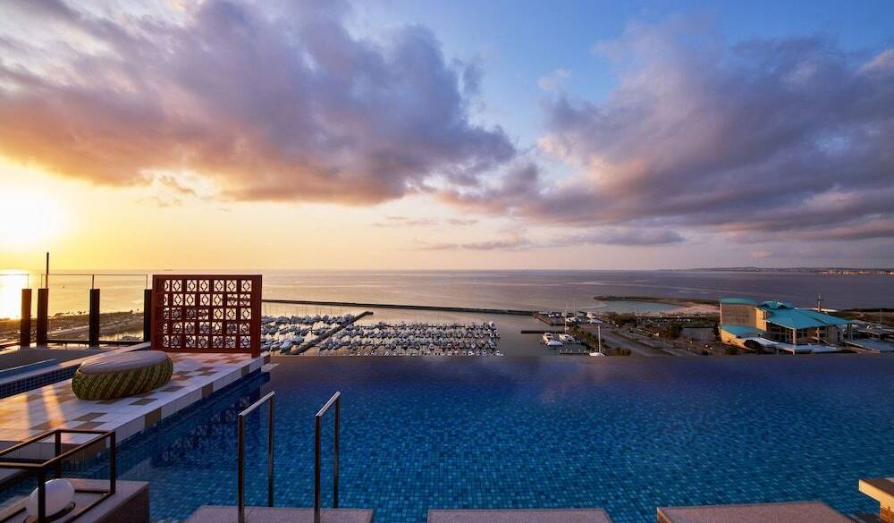 14階インフィニティプール夕景 / 5