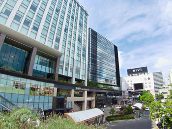 仙台駅東口の風景
