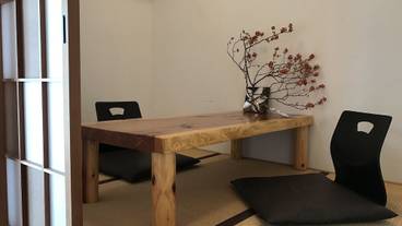 客室内のダイニングエリア / 12