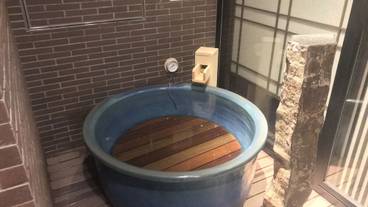 温泉 / 28