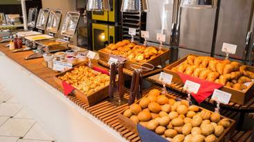 食事・飲み物 / 2