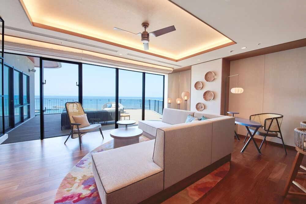 自然を感じる癒しのエステ。サウナ・岩盤浴・プールも充実3995726