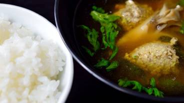 食事・飲み物 / 13