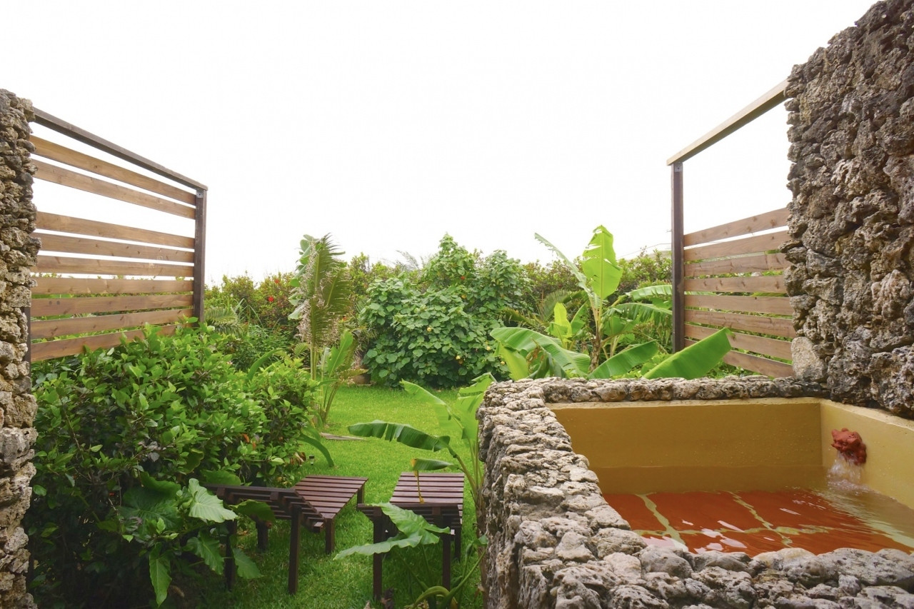 西表島の自然を身近に感じられるプチリゾートホテル4378011