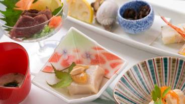 食事・飲み物 / 14