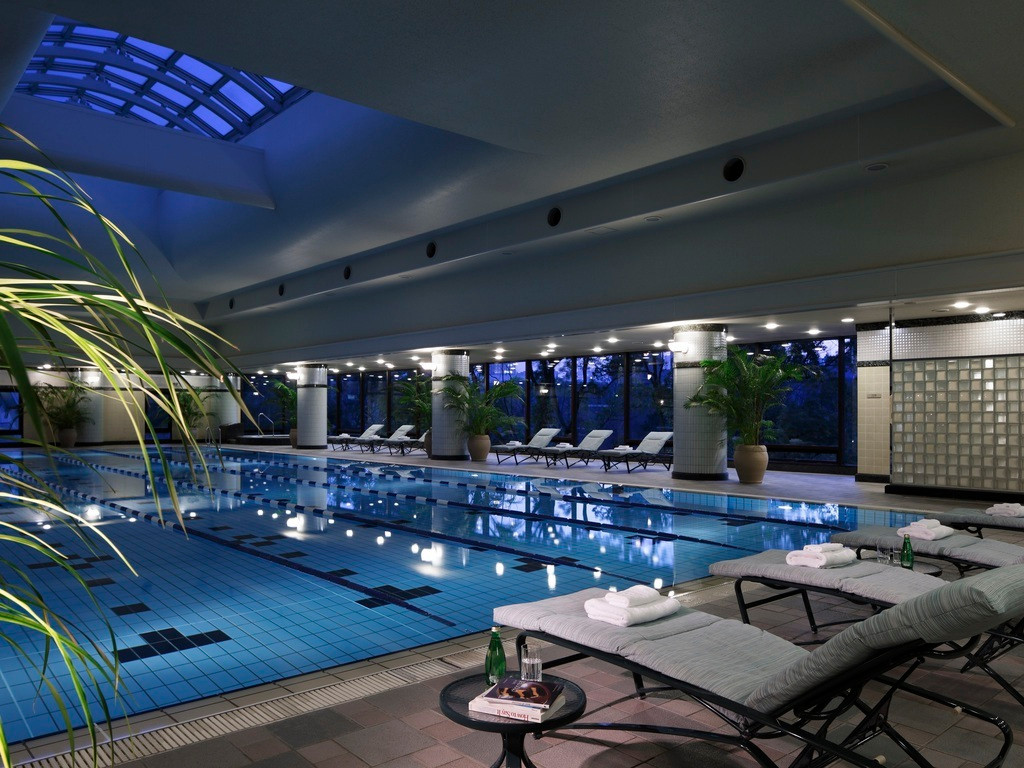 自然豊かな「大隈公園」に建つ、優美なヨーロピアンなホテル4283908