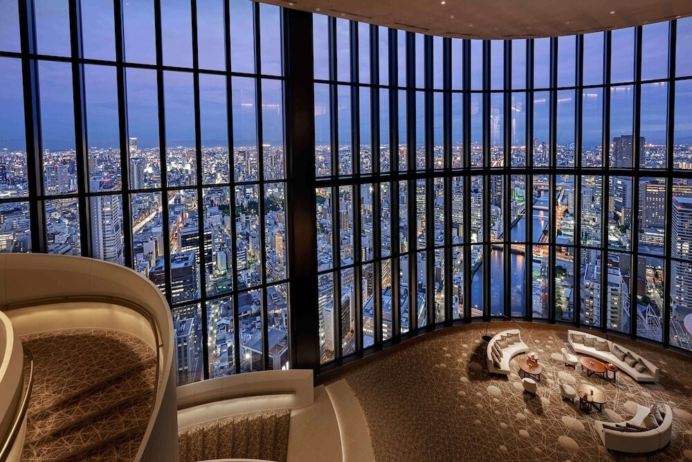 オシャレな2人にぴったり♡389点のアートが美術館のよう4775889