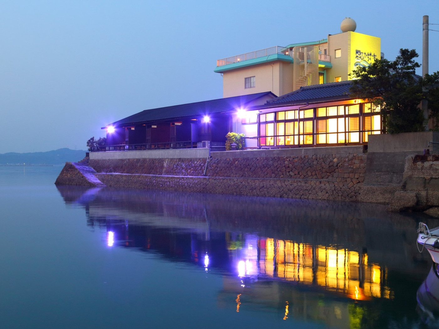 アクティビティ充実！釣りも海水浴も、遊覧船での探訪もできちゃう3532370