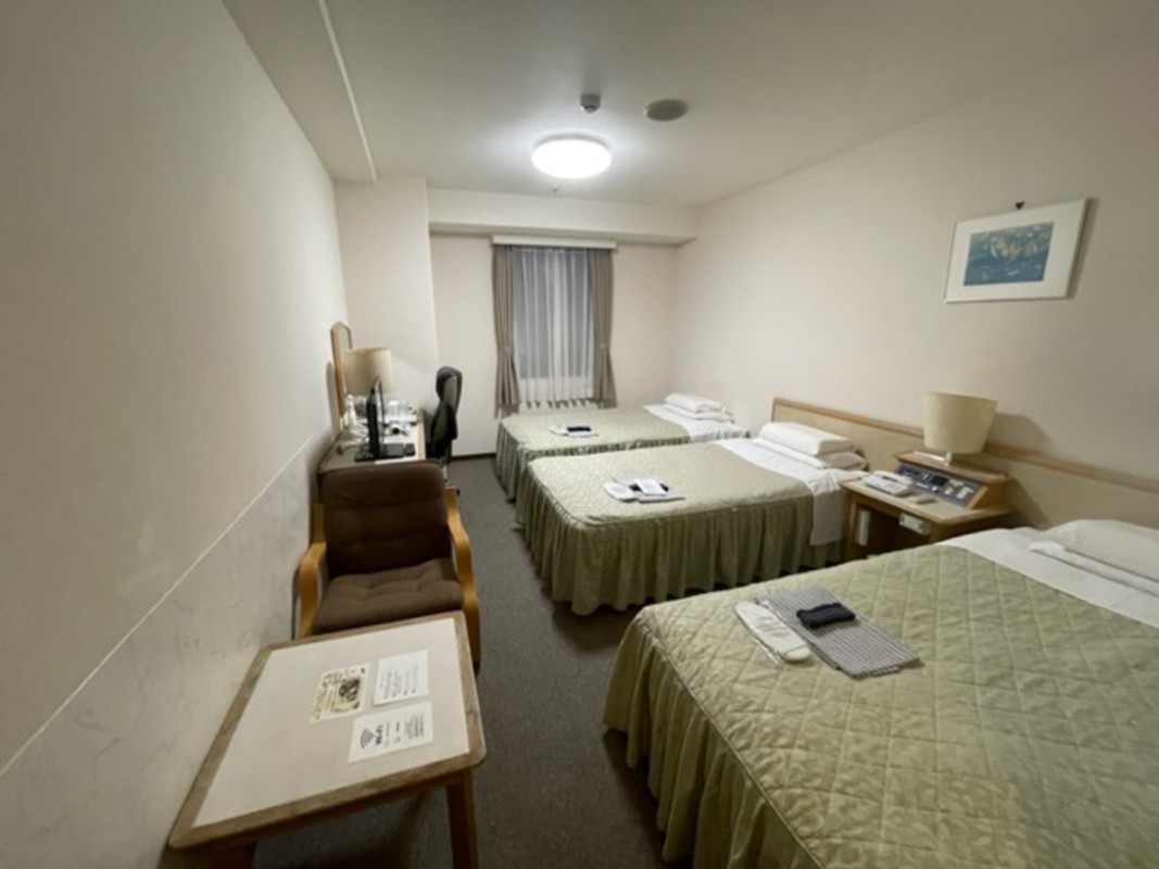 1人で予約したがトリプルをあてがわれる