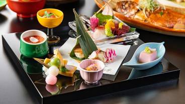 食事・飲み物 / 2