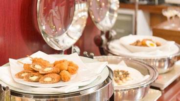 食事・飲み物 / 5