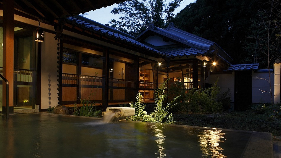 特徴の異なる2つのゴルフコース!趣のある日本建築のホテルでリラックスステイ3556074