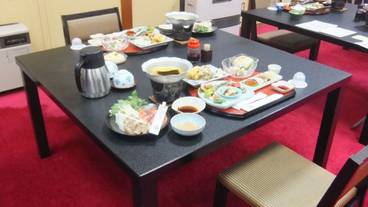 食事・飲み物 / 1