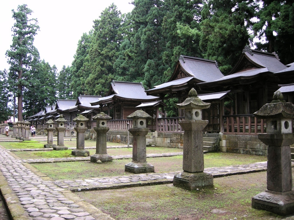 6. 上杉家廟所 （米沢市）2136680
