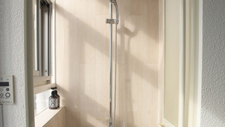 メゾネット コンドミニアム (80平米/2フロア/ベランダ付) 禁煙