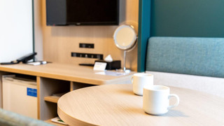 ルーム クイーンベッド 1 台 禁煙