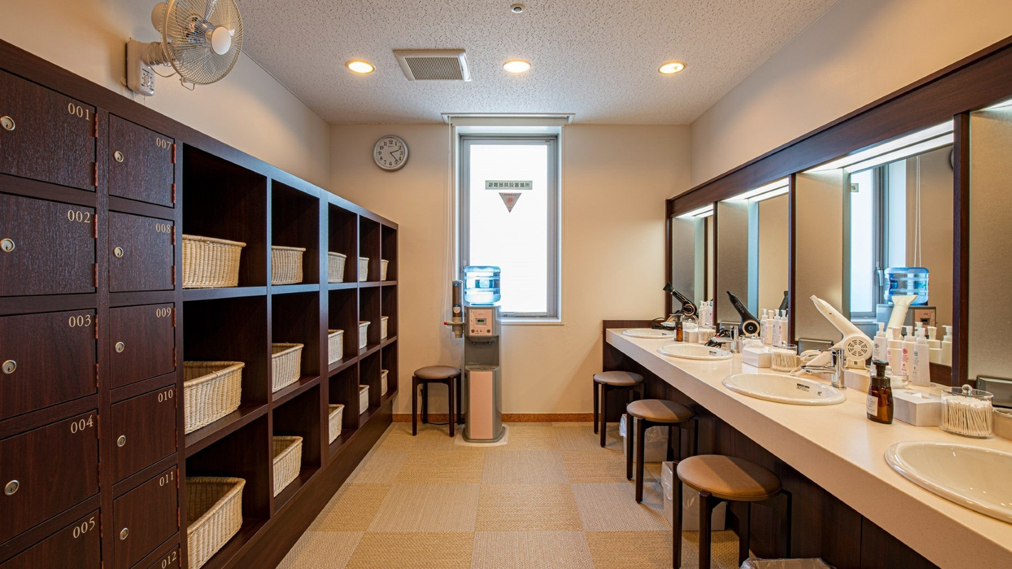 パウダールーム