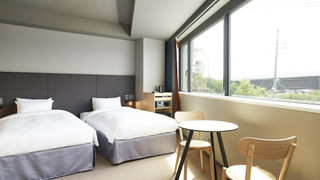 デラックス ツイン スタッキングベッド付 禁煙 (バスタブ付き)