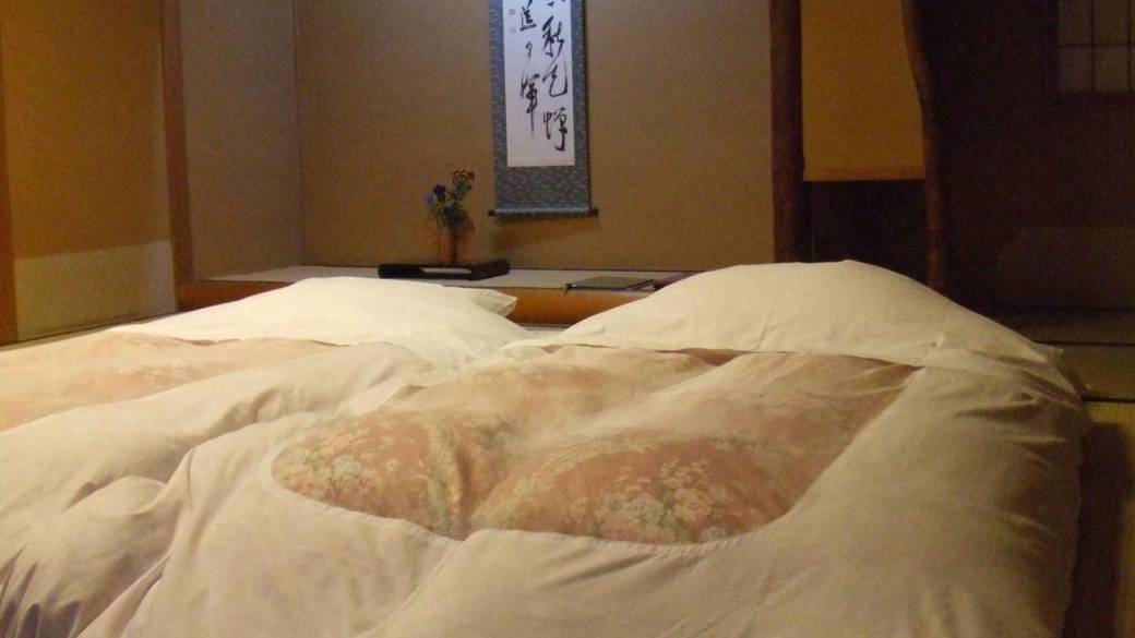 露天風呂付きもある
深緑を望む広々客室 / 2