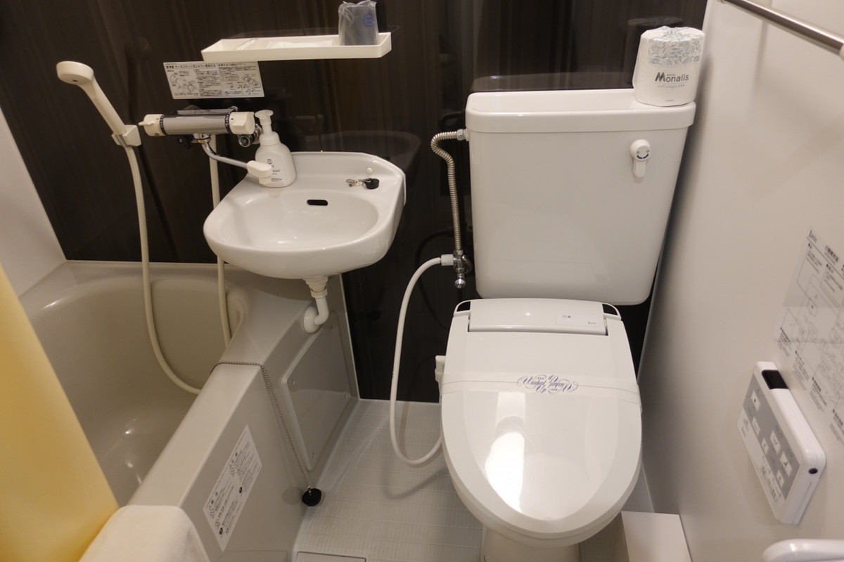 ユニットバスも新品でした