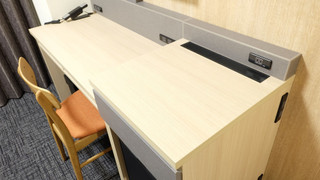 部屋タイプ指定なし (ダブルベッド 1 台もしくはセミダブルベッド 2 台)