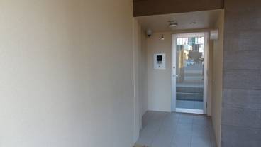 施設の入り口 / 4