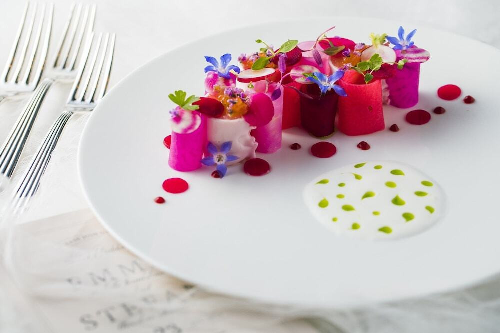 「レ・セレブリテ」 内観 21003169 テーブルセッティングです。さすが日航ですね。