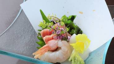 食事・飲み物 / 11