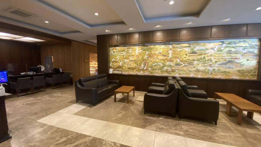 大きな一枚絵がお出迎え / 3