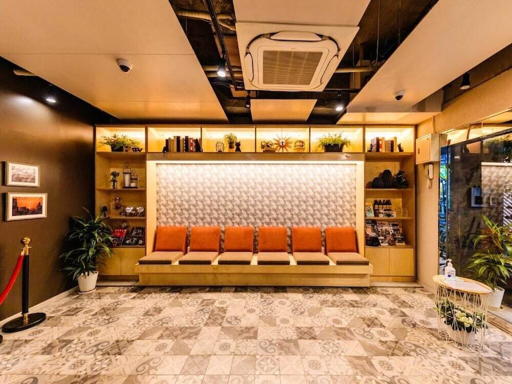 フロント