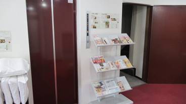 内部エントランス / 2