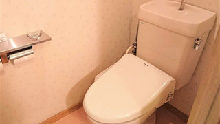杜を眺める和室 禁煙(バス無トイレ付10畳)