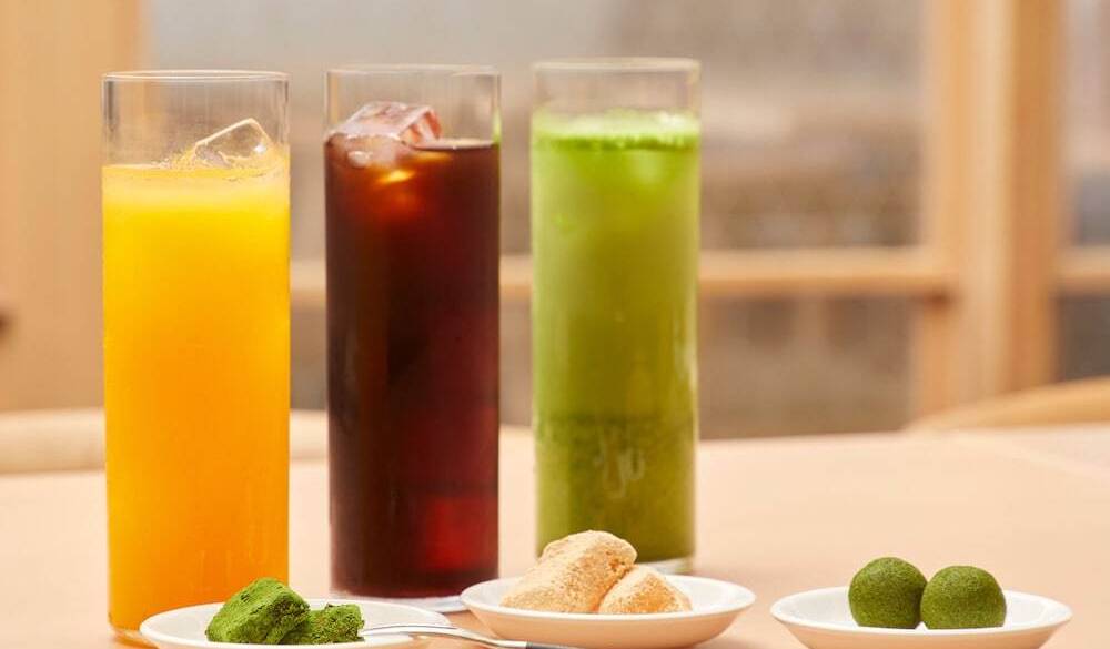 ドリンクとお菓子 / 5