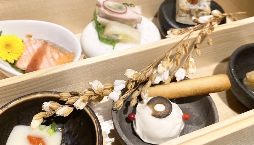 会席料理の例(1) / 1