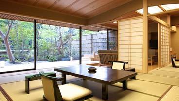 庭園露天風呂付特別室① / 5