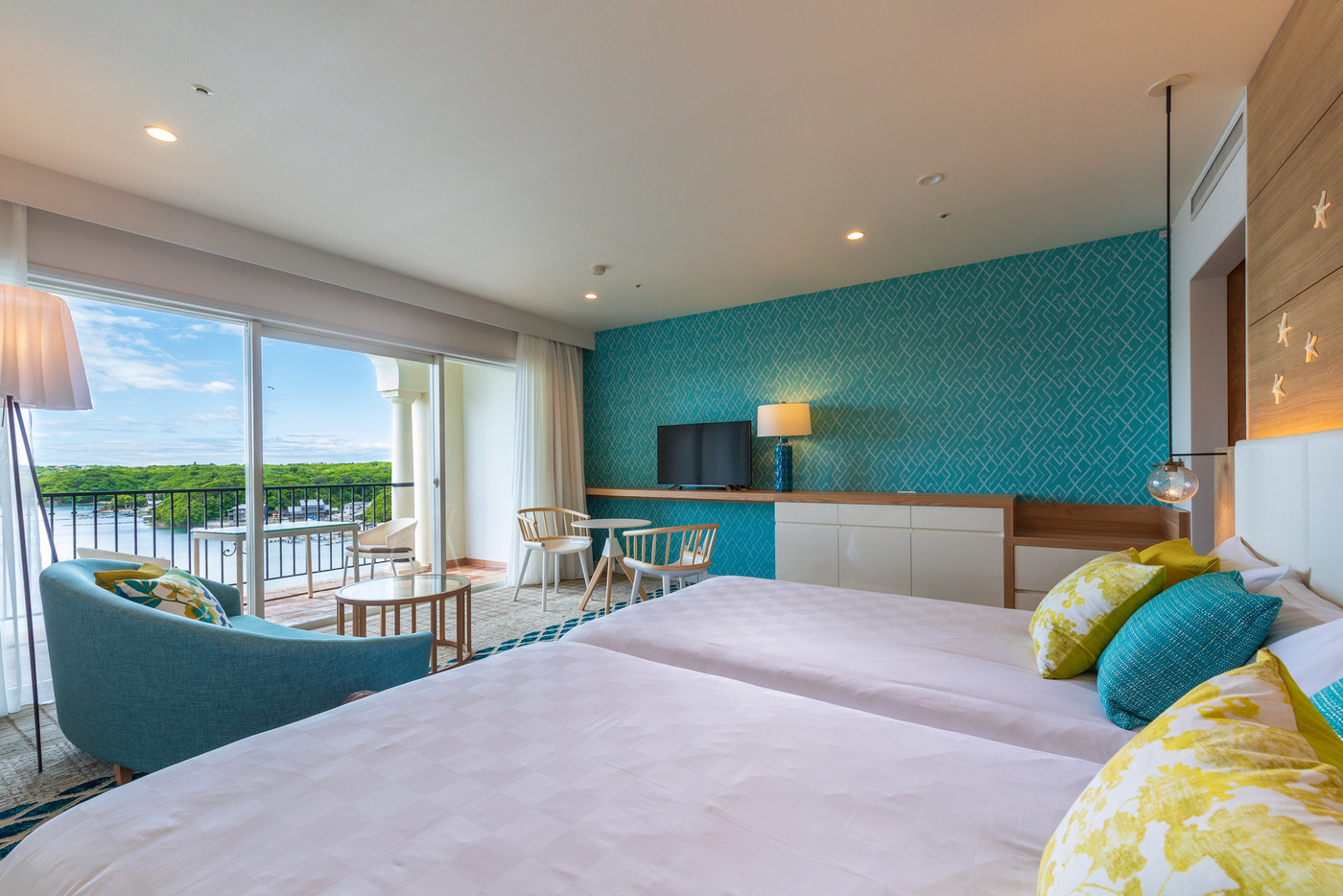 宿泊はフォトジェニックな空間の「海辺ホテル プライムリゾート賢島」へ1697589