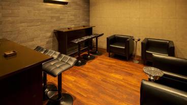 ロビーラウンジ / 9