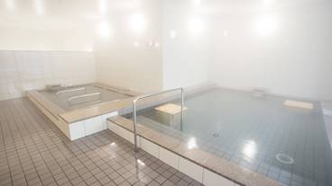 屋内スパ浴槽 / 4