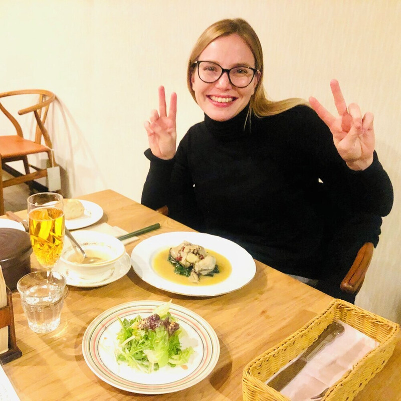 客室内のダイニングエリア