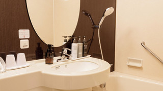 セミダブルルーム (A) ダブルベッド1台 禁煙