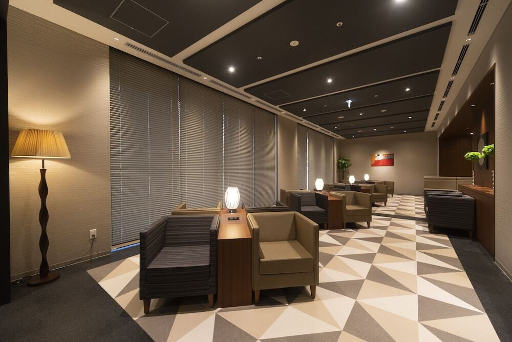 ロビーラウンジ