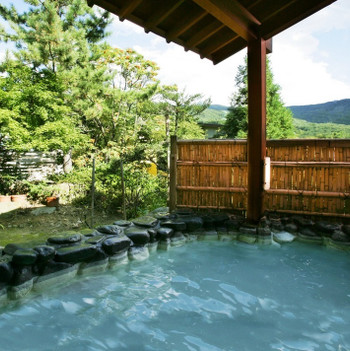 大浴場や露天風呂も趣たっぷり4051908