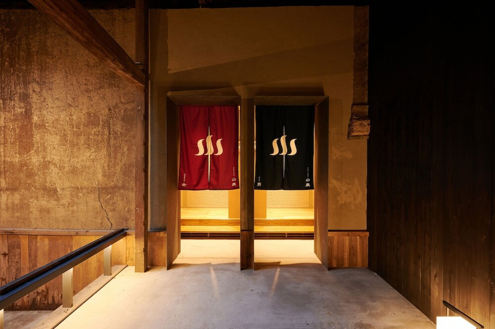 大浴場 山泉の入口