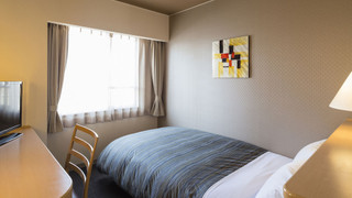 セミダブルルーム (喫煙可)