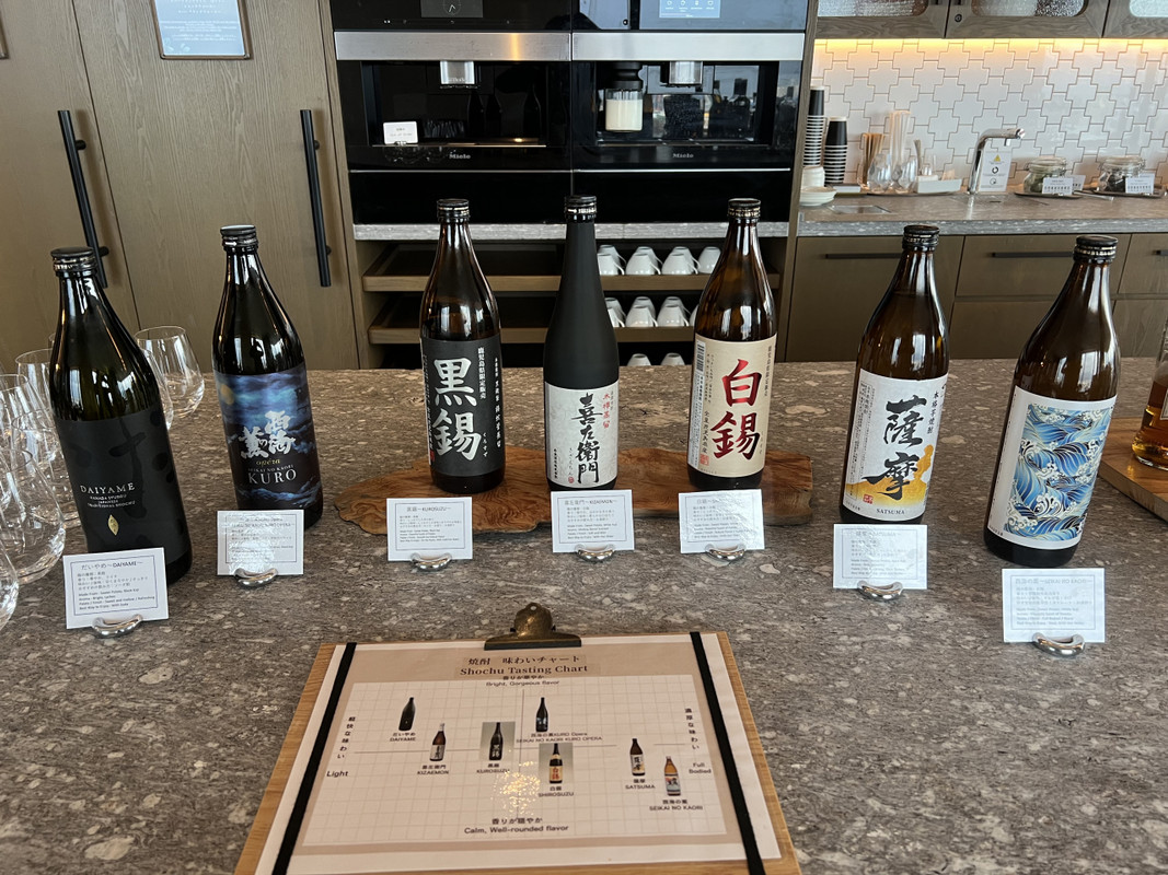 あまり高い焼酎はないが、全制覇。