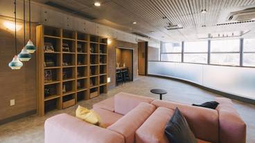 ロビーラウンジ / 8