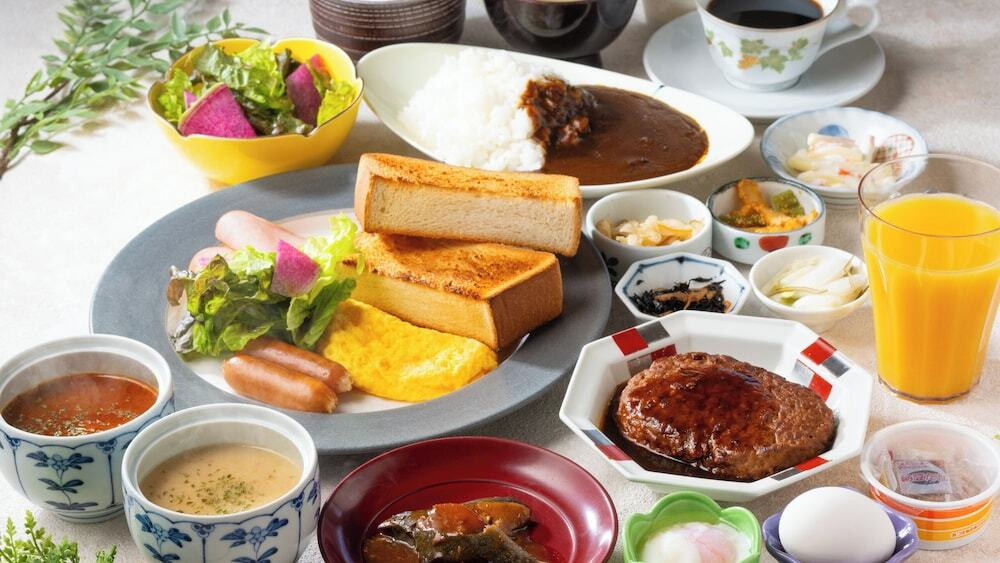 朝食