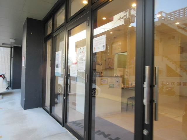 チェックイン入り口