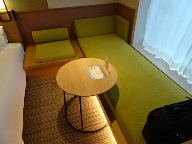 ソファに布団を敷いてお昼寝も可 / 4