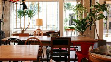 朝食スペース / 9